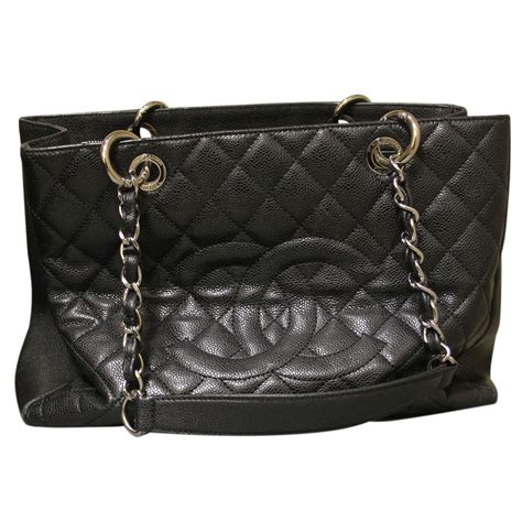 where to buy chanel purse in canada|stores that sell chanel handbags.